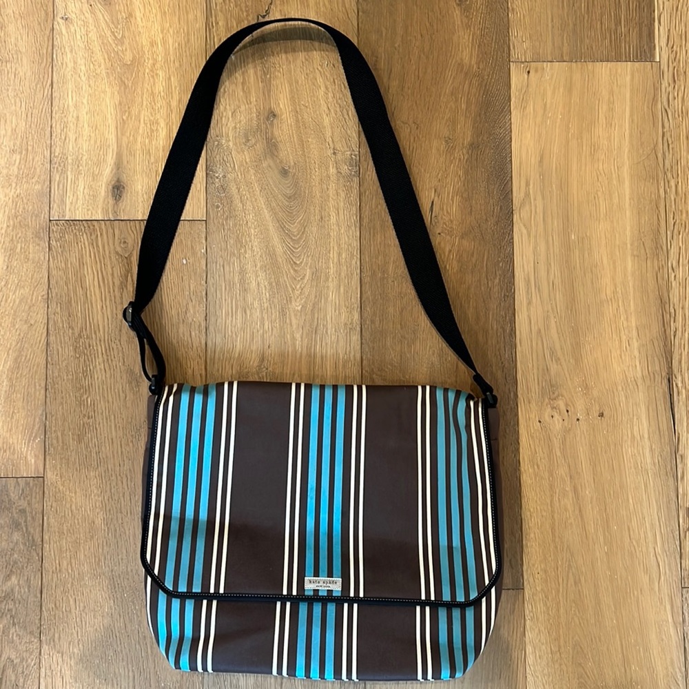 90s style, Kate Spade Brown, White and Blue striped messenger bag, used twice,